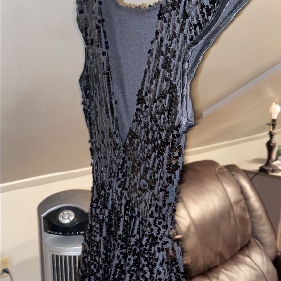 Beautiful out with the girls dress - Picture 1 of 3